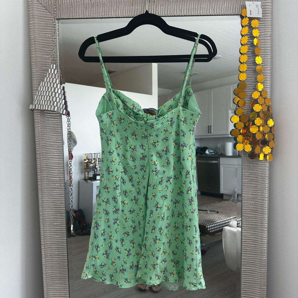 Zara Light Green Floral Mini Dress - Picture 4 of 4